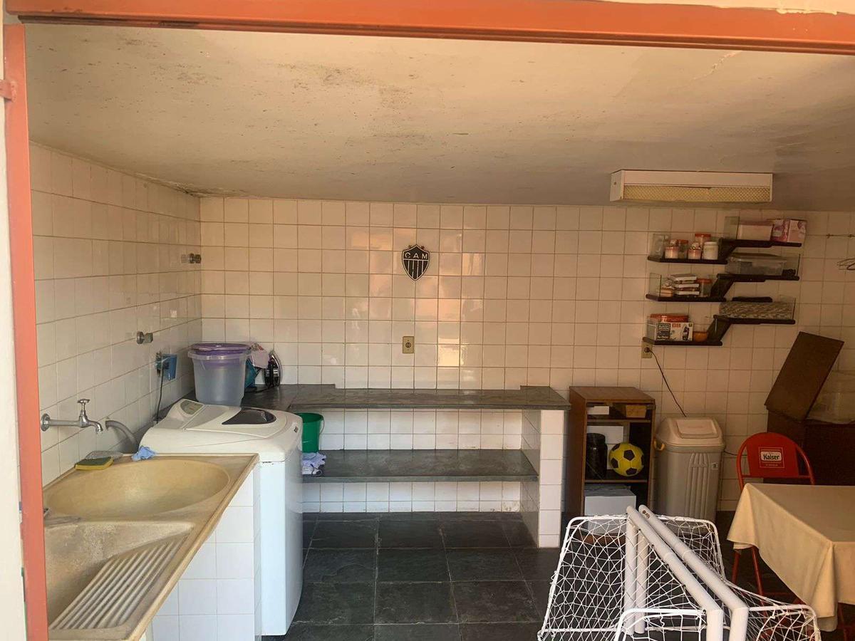 Casa, Cidade Nova, 4 Quartos, 3 Vagas, 1 Suíte
