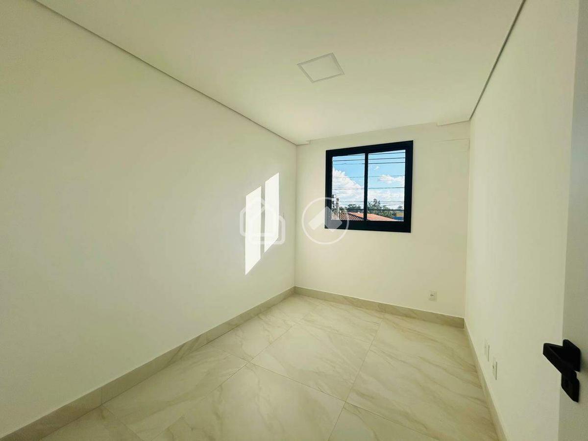 Casa, Planalto, 3 Quartos, 1 Vaga, 1 Suíte