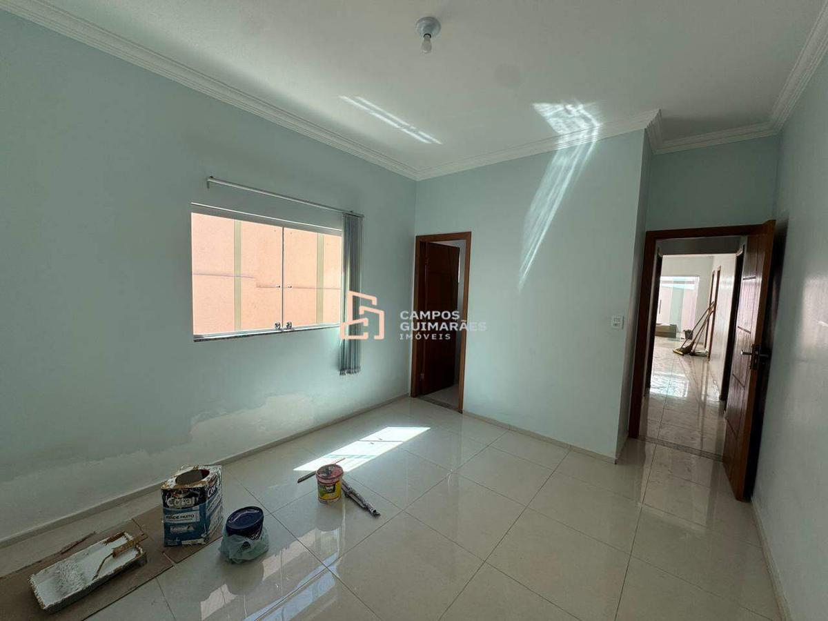 Casa, Milionários, 4 Quartos, 6 Vagas, 1 Suíte