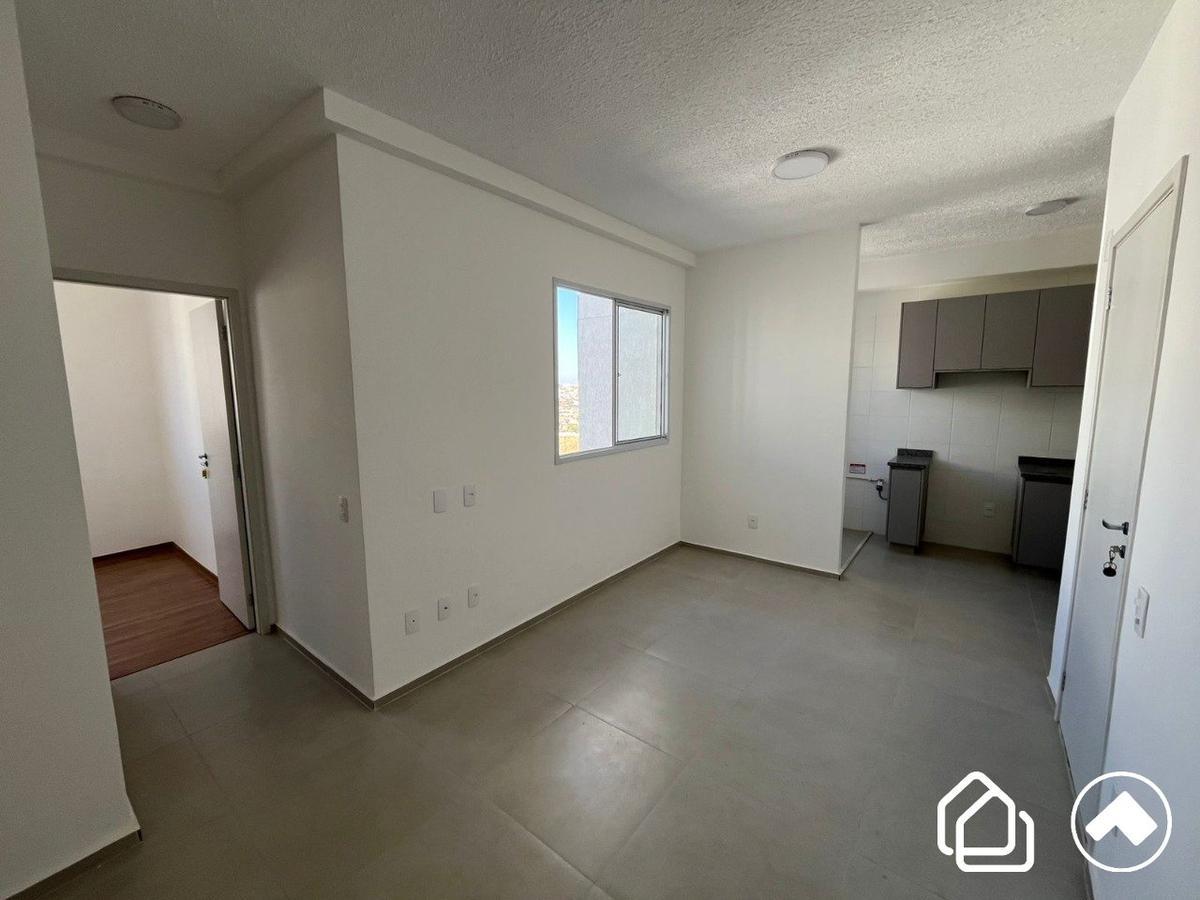 Apartamento, Palmeiras, 2 Quartos, 1 Vaga, 1 Suíte