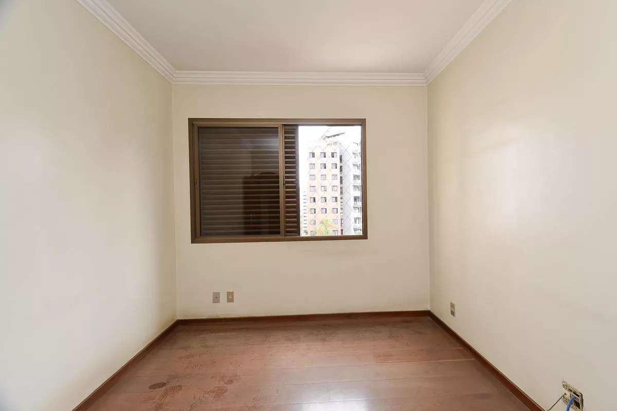Apartamento, Funcionários, 4 Quartos, 3 Vagas, 2 Suítes