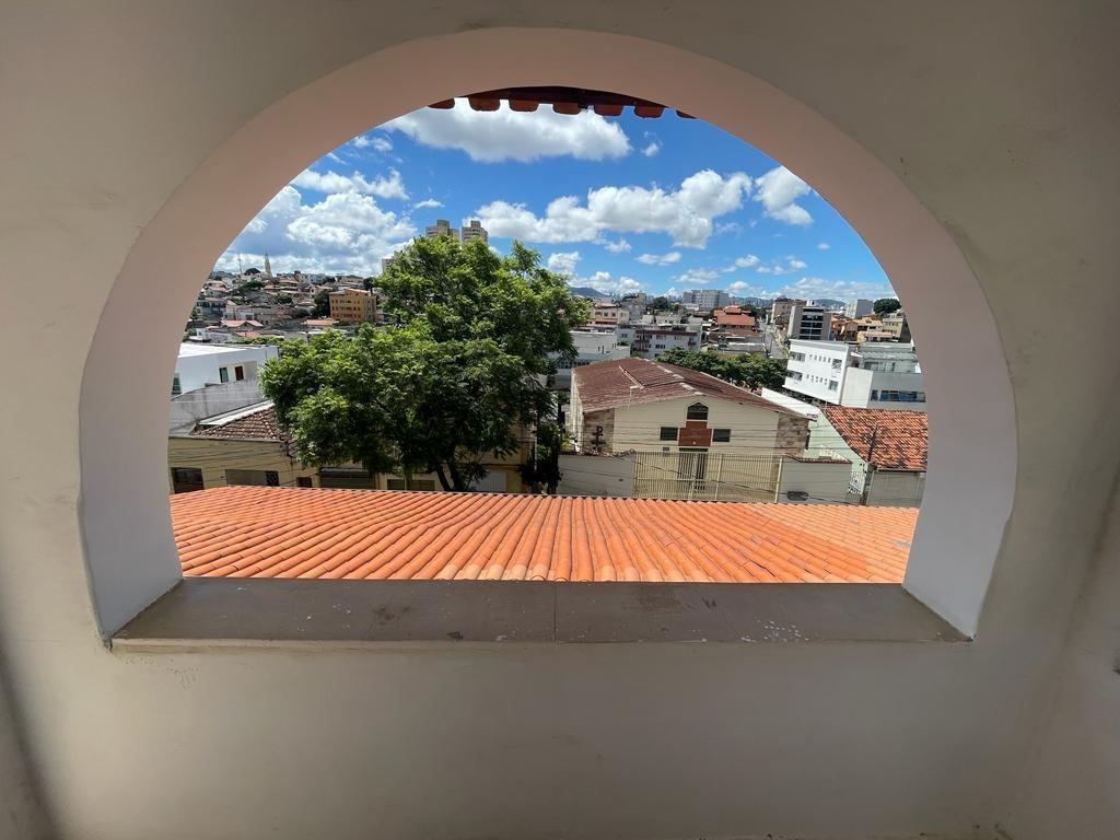 Casa, Caiçaras, 4 Quartos, 1 Vaga, 1 Suíte