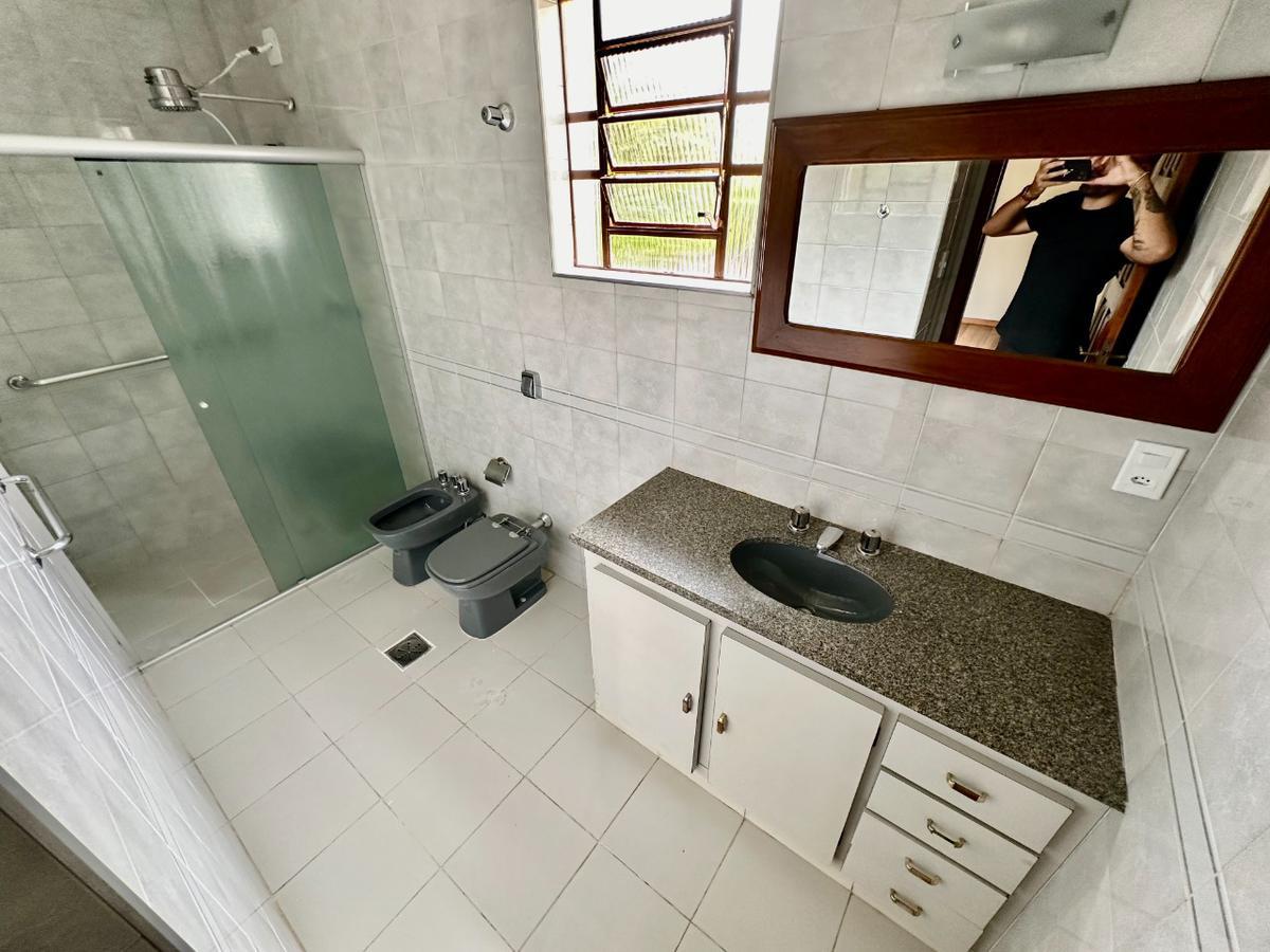 Casa, São José, 4 Quartos, 4 Vagas, 2 Suítes