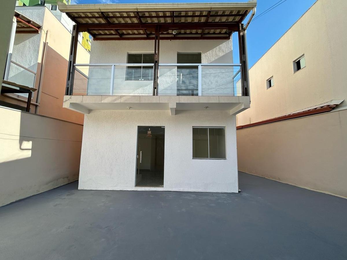 Casa, Europa, 2 Quartos, 2 Vagas