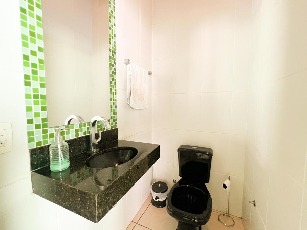 Casa, Arvoredo, 3 Quartos, 8 Vagas, 2 Suítes