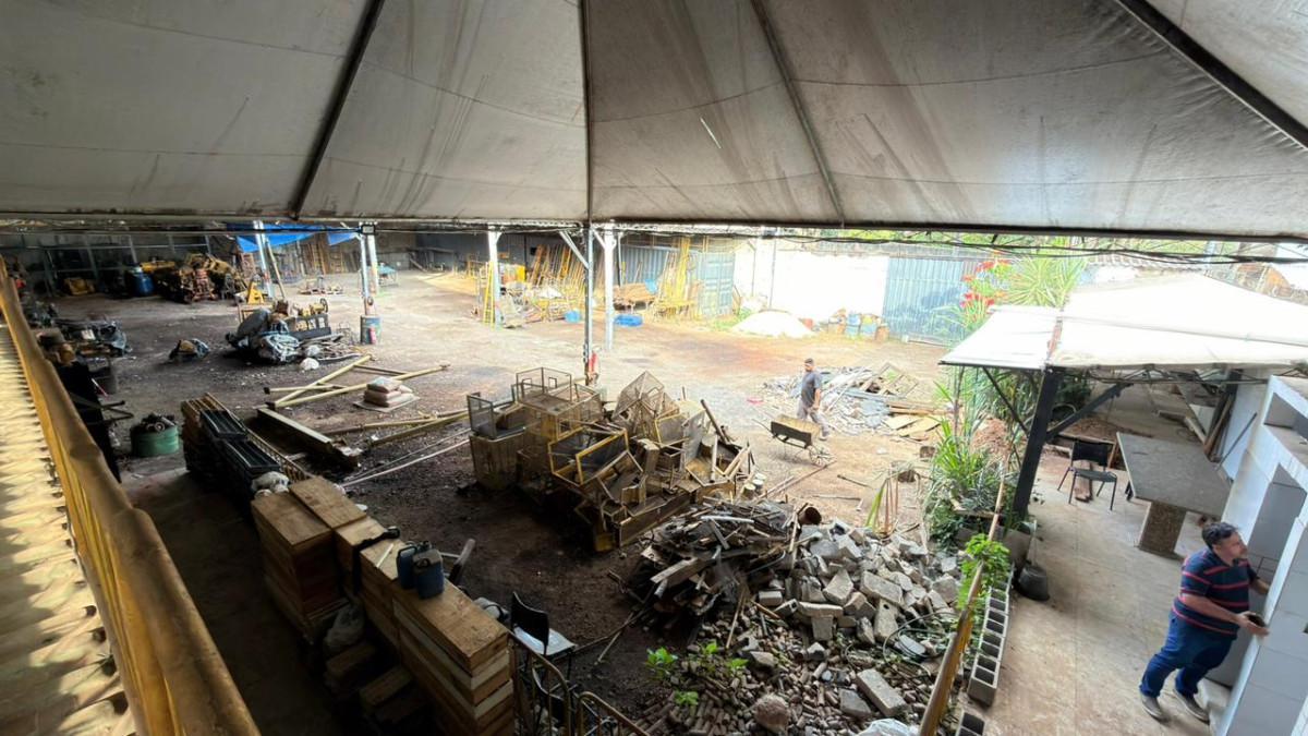 Lote, Bandeirantes (pampulha), 0 Quarto, 0 Vaga