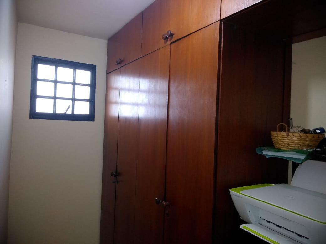 Casa, Santa Terezinha, 4 Quartos, 4 Vagas, 1 Suíte