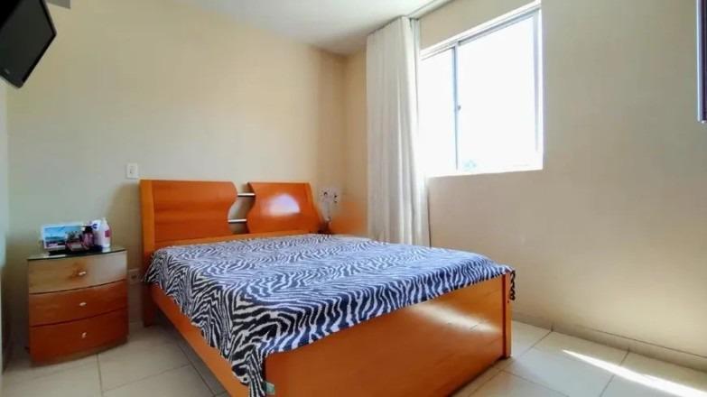 Cobertura, Sagrada Família, 4 Quartos, 2 Vagas, 1 Suíte