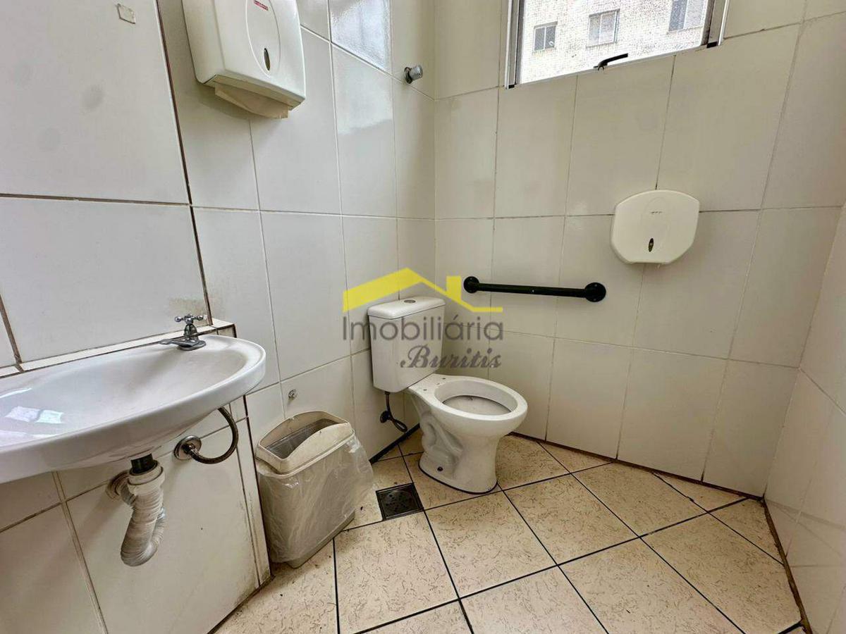 Loja, Estoril, 1 Vaga