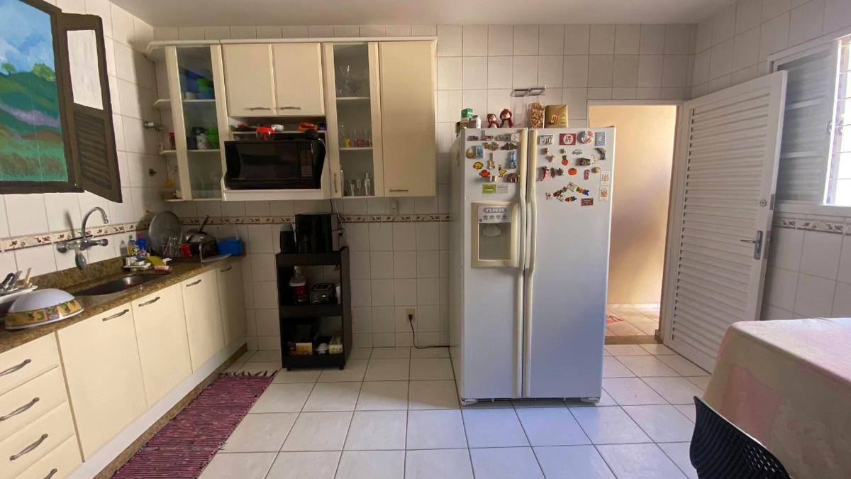 Casa, Álvaro Camargos, 4 Quartos, 2 Vagas, 1 Suíte