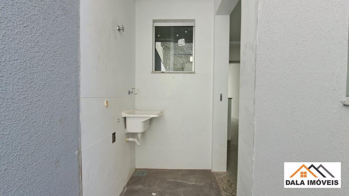 Casa, Planalto, 2 Quartos, 1 Vaga, 1 Suíte