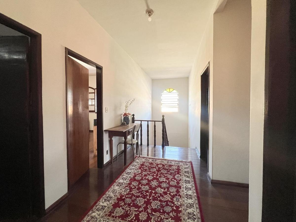 Casa, Serrano, 5 Quartos, 4 Vagas, 1 Suíte