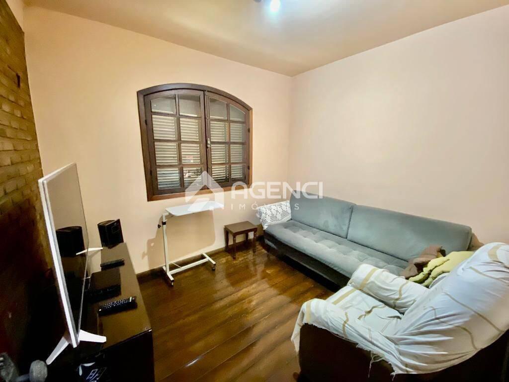 Casa, Bandeirantes (pampulha), 4 Quartos, 0 Vaga, 1 Suíte