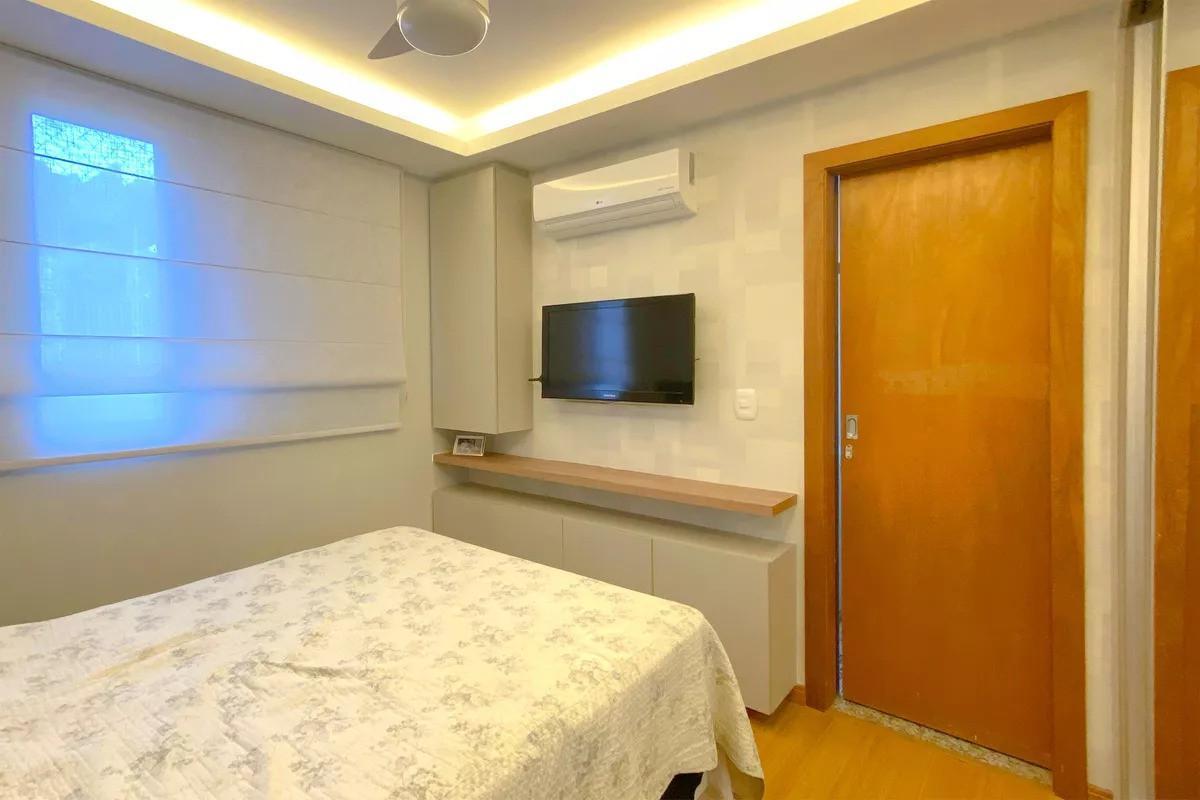 Cobertura, Serra, 3 Quartos, 2 Vagas, 1 Suíte