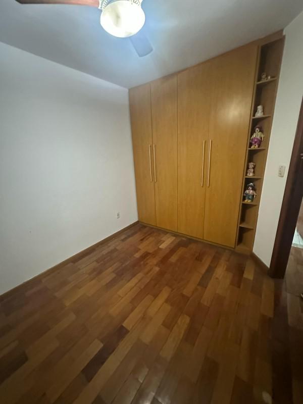 Casa, Confisco, 4 Quartos, 10 Vagas, 2 Suítes