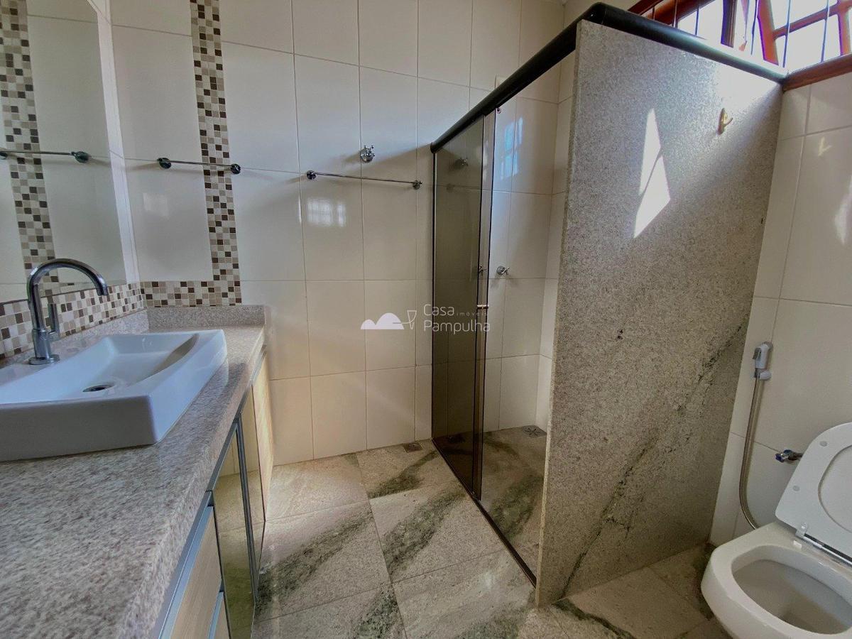Casa, Braúnas, 3 Quartos, 8 Vagas, 2 Suítes
