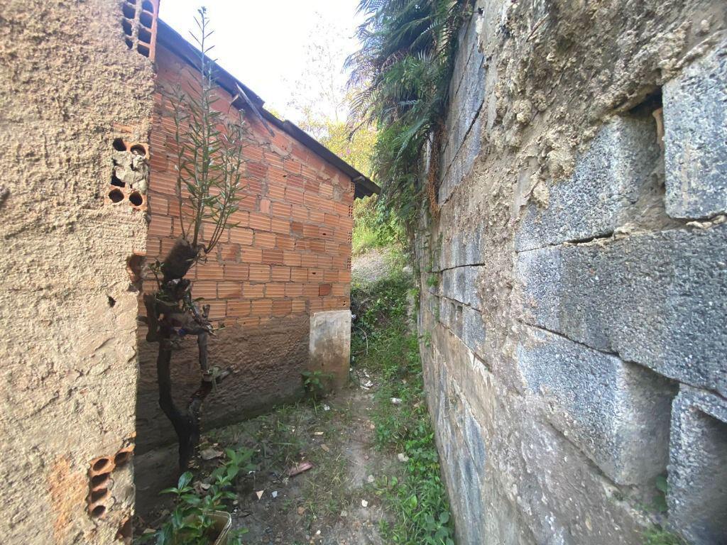 Casa, Morro São Francisco, 3 Quartos, 0 Vaga