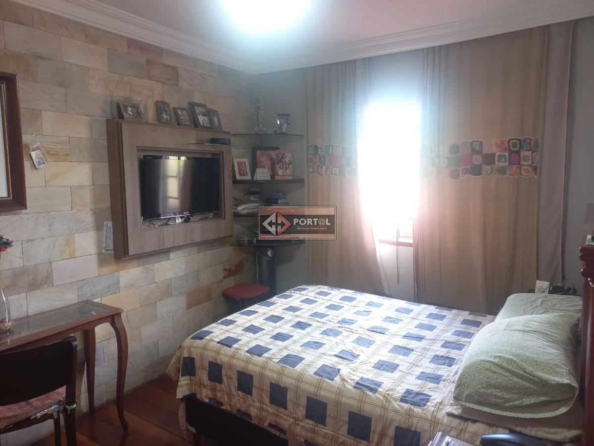 Casa, Vila Clóris, 4 Quartos, 5 Vagas, 1 Suíte