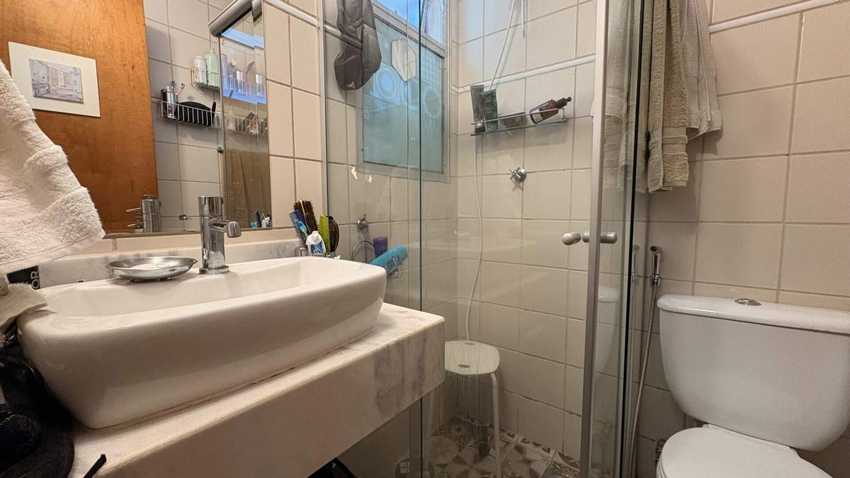 Apartamento, Estoril, 2 Quartos, 1 Vaga, 1 Suíte