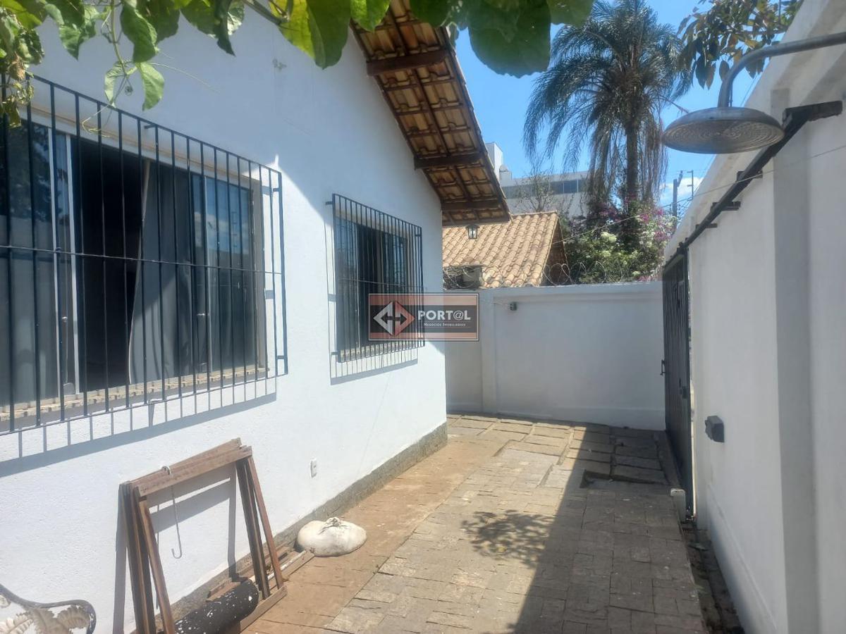 Casa, Itapoã, 3 Quartos, 2 Vagas, 1 Suíte