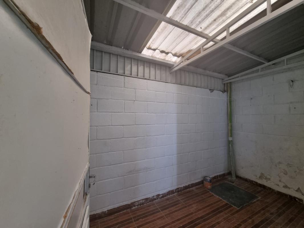 Apartamento, Jardim Riacho das Pedras, 2 Quartos, 1 Vaga