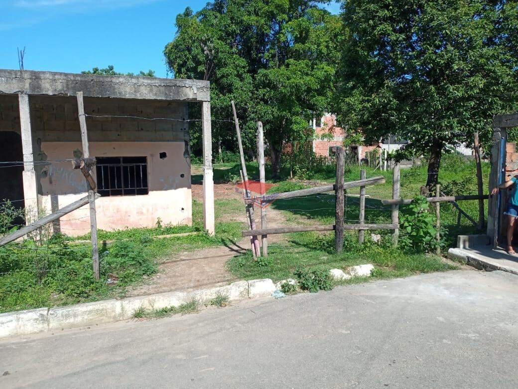 Casa, Macuco, 2 Quartos, 4 Vagas