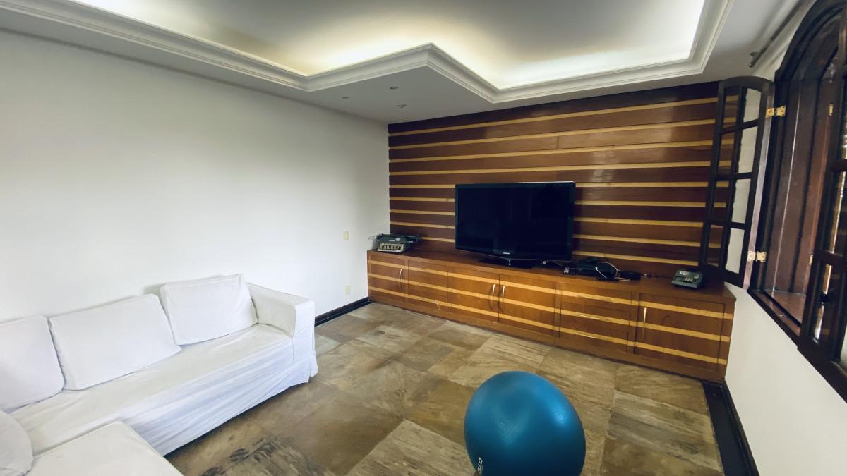 Casa, São Luiz (pampulha), 4 Quartos, 6 Vagas, 1 Suíte