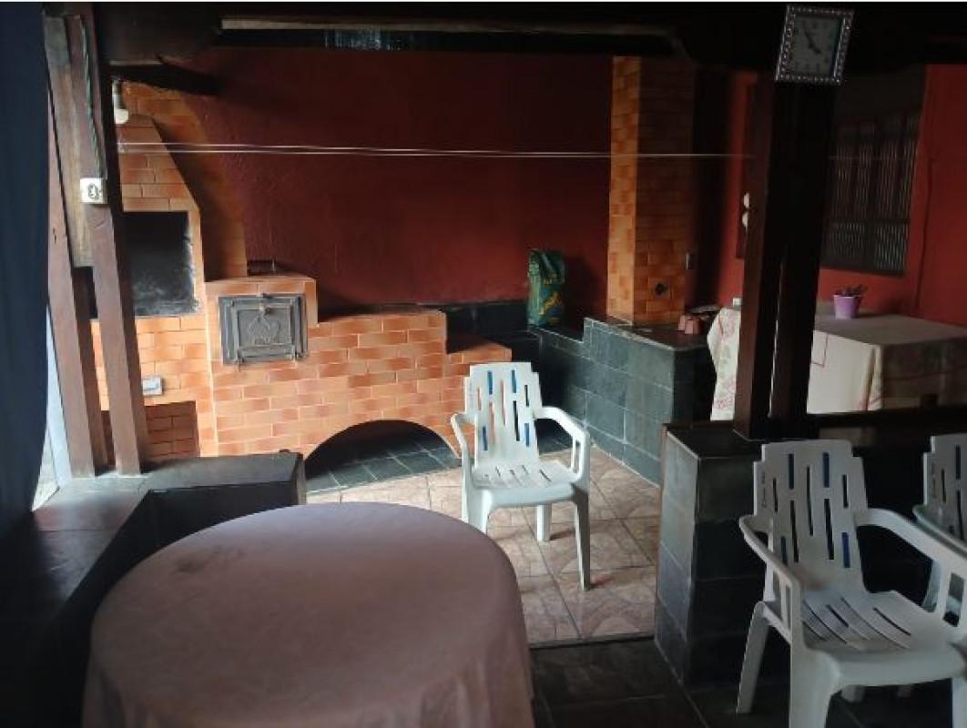 Casa, Floramar, 4 Quartos, 6 Vagas, 1 Suíte