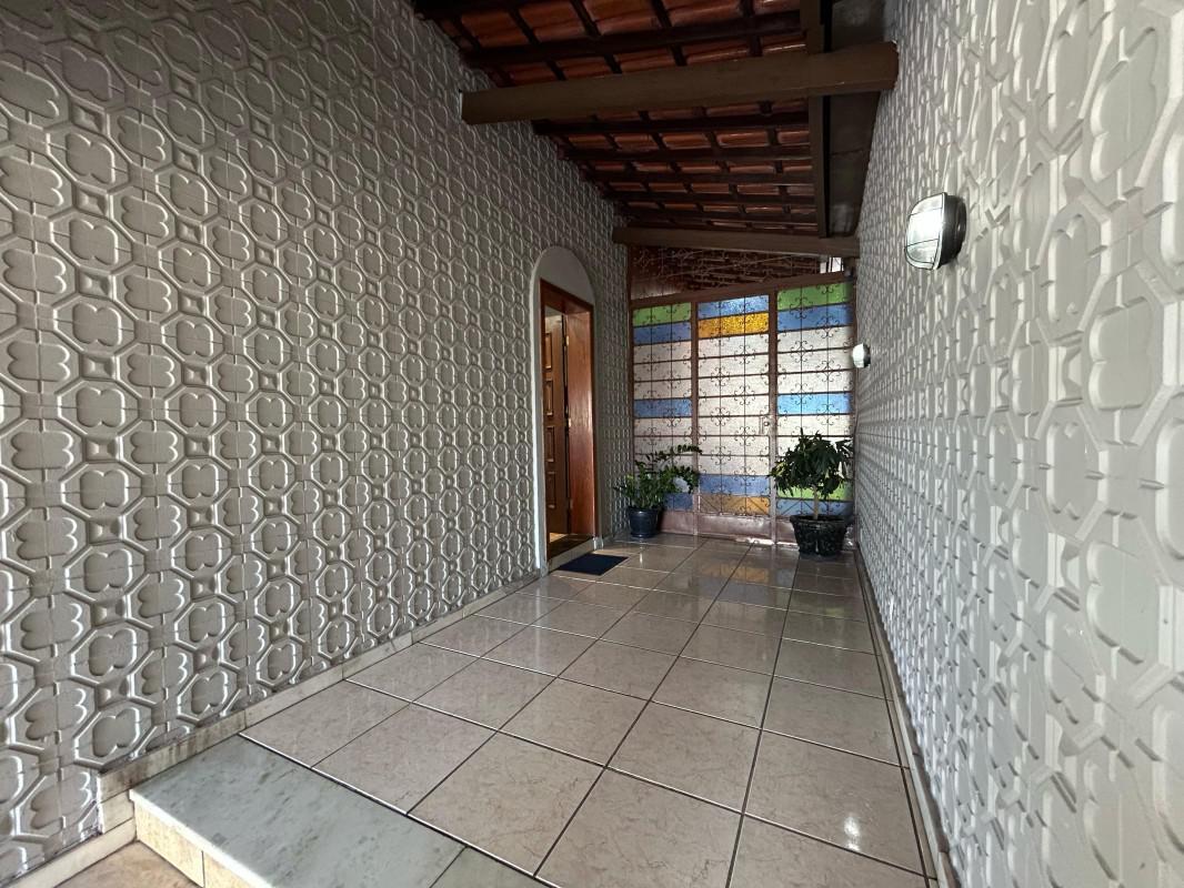 Casa, Itapoã, 4 Quartos, 6 Vagas, 1 Suíte