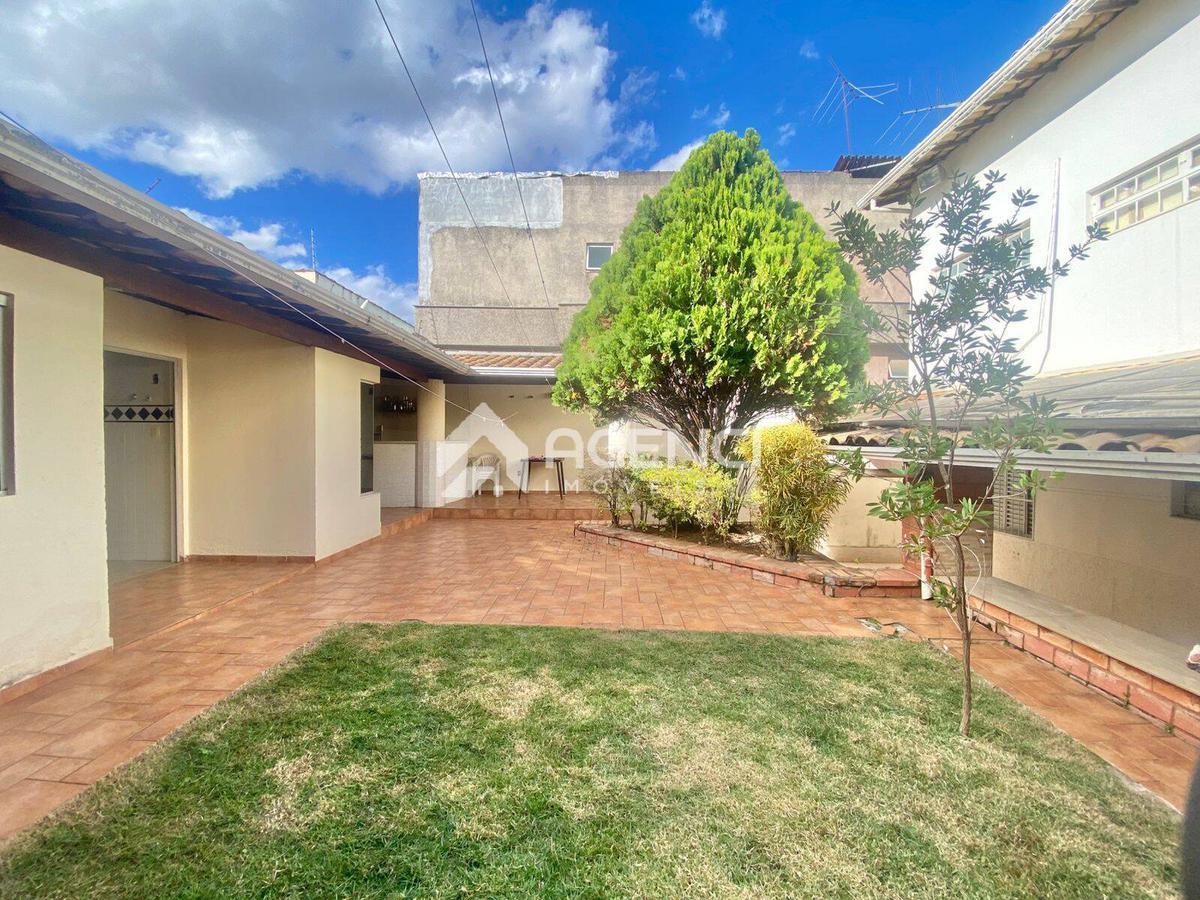 Casa, Serrano, 4 Quartos, 0 Vaga, 1 Suíte