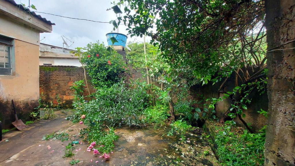 Casa, Siderúrgica, 3 Quartos, 0 Vaga