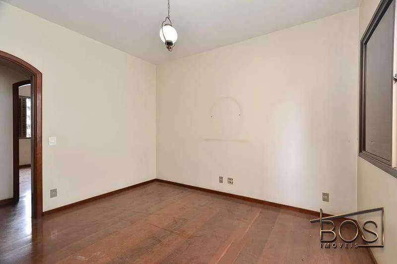 Apartamento, Funcionários, 4 Quartos, 3 Vagas, 2 Suítes