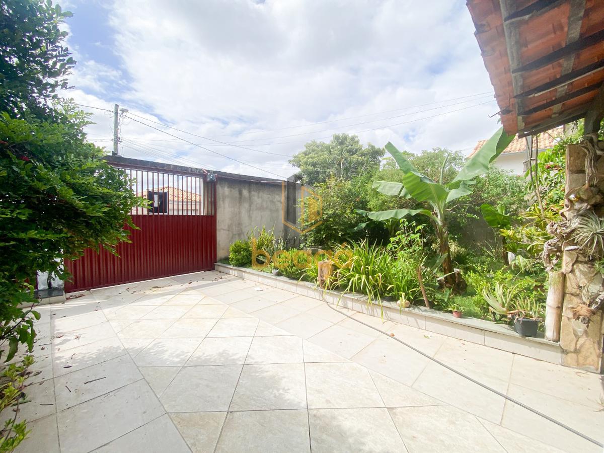 Casa, Trevo, 4 Quartos, 4 Vagas, 1 Suíte