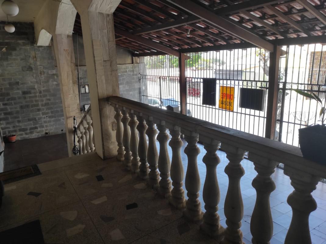 Casa, Caiçaras, 4 Quartos, 2 Vagas, 1 Suíte