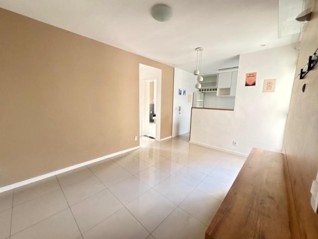 Apartamento, Vila das Flores, 2 Quartos, 1 Vaga