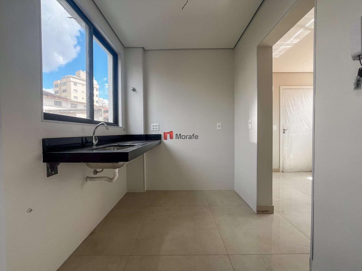 Apartamento, Floresta, 2 Quartos, 2 Vagas, 2 Suítes