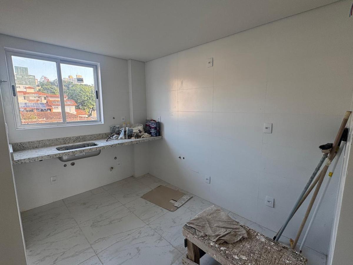 Apartamento, Colégio Batista, 3 Quartos, 2 Vagas, 1 Suíte