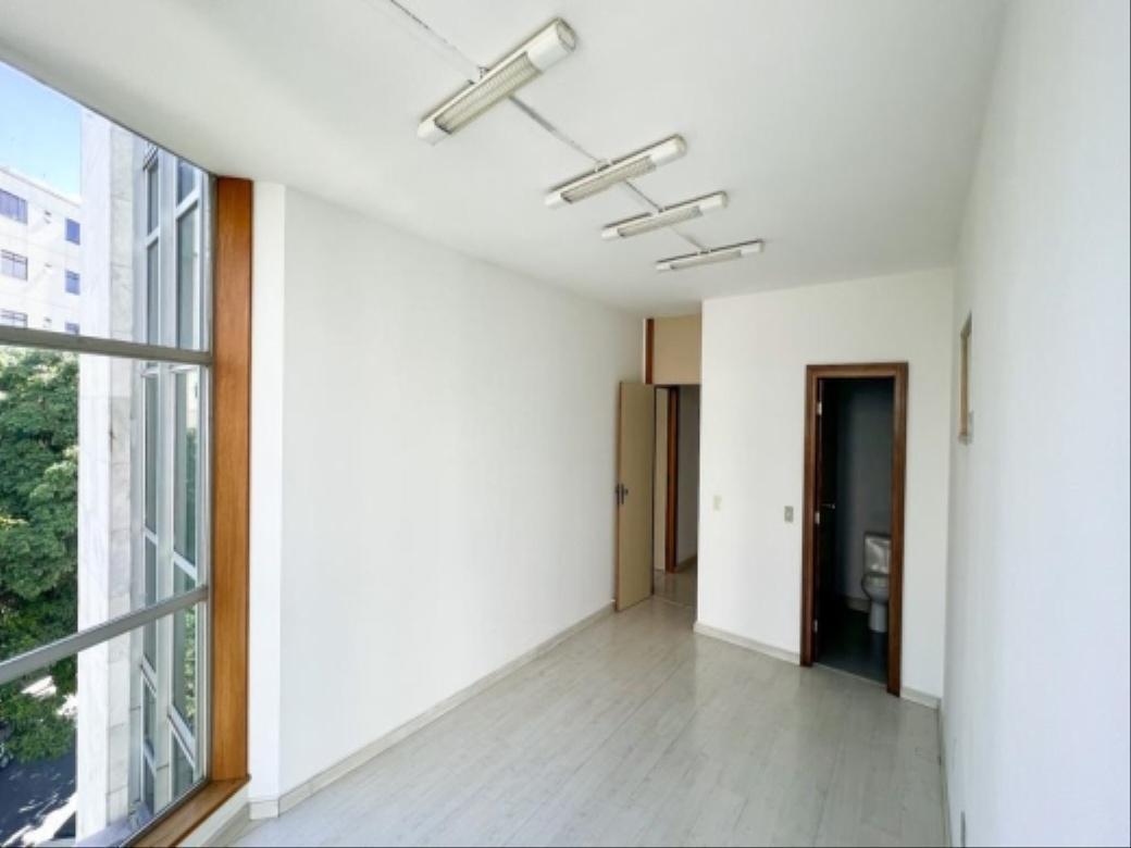 Andar, Santa Efigênia, 0 Quarto, 2 Vagas