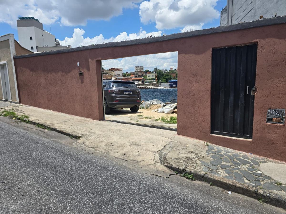 Andar, Pompéia, 0 Quarto, 6 Vagas