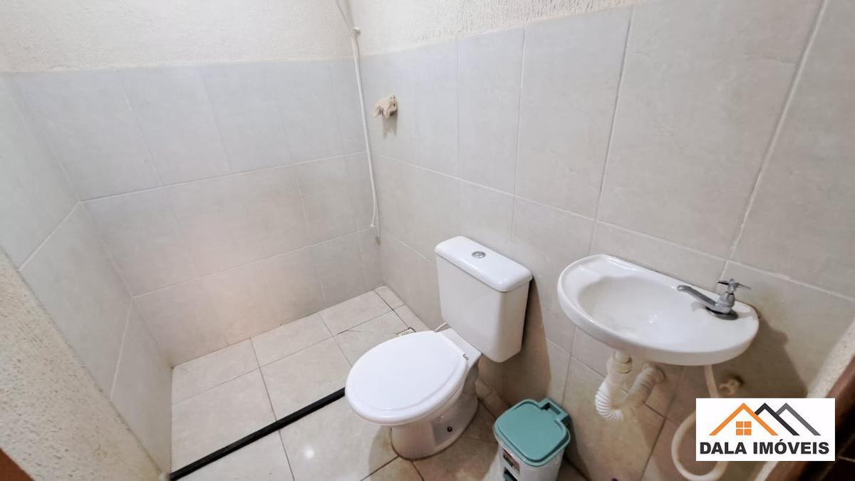 Apartamento, Jardim Vitória, 2 Quartos, 1 Vaga