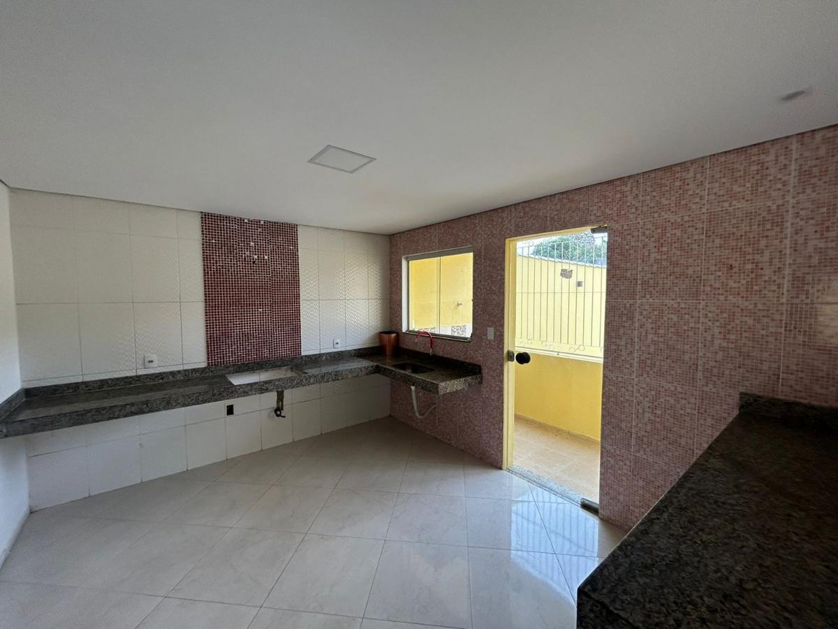 Casa, Vila das Flores, 3 Quartos, 2 Vagas