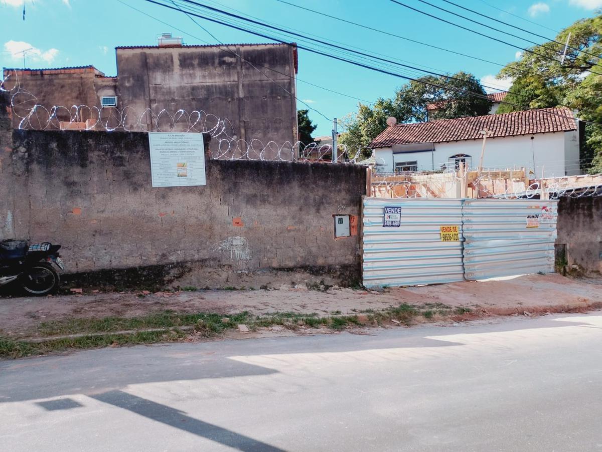 Casa, Vila Clóris, 3 Quartos, 2 Vagas, 1 Suíte