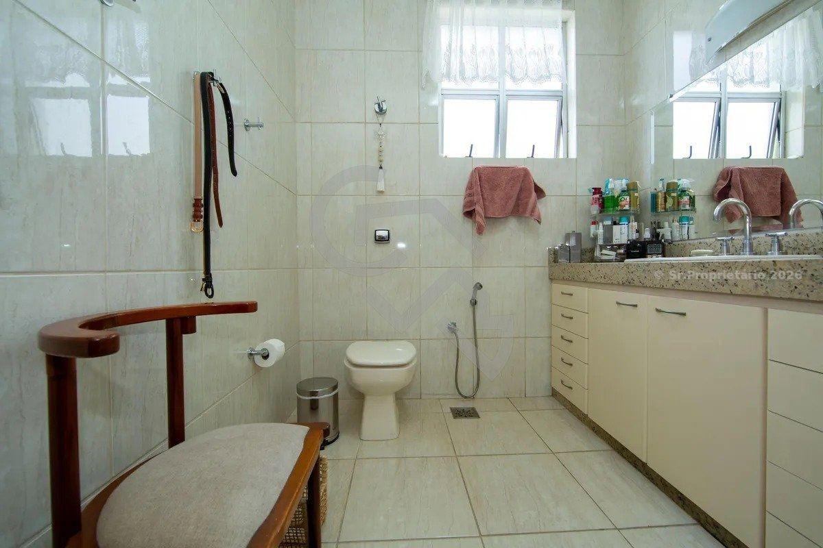 Casa, Prado, 5 Quartos, 6 Vagas, 2 Suítes