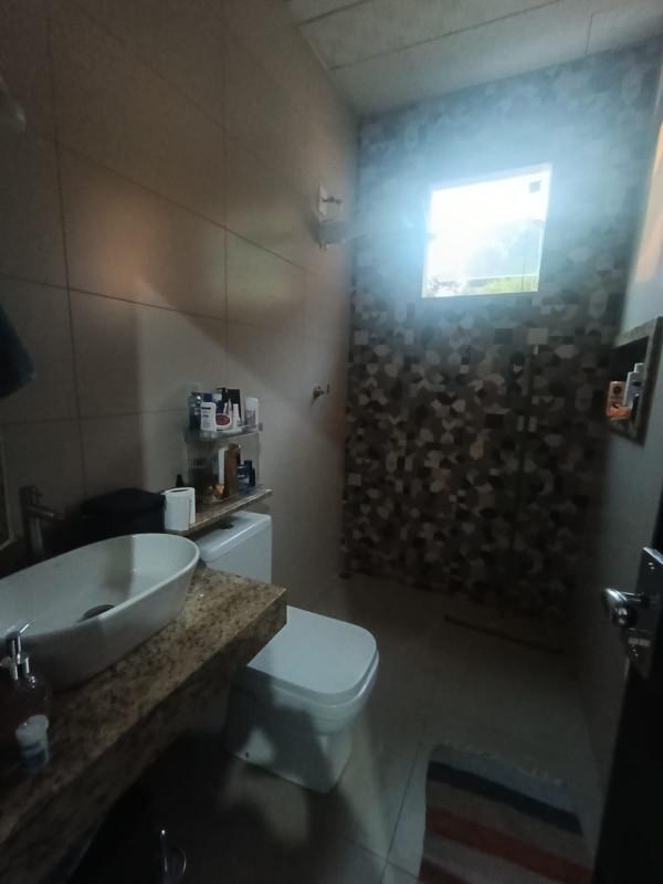Casa, Solar do Barreiro, 5 Quartos, 2 Vagas, 1 Suíte