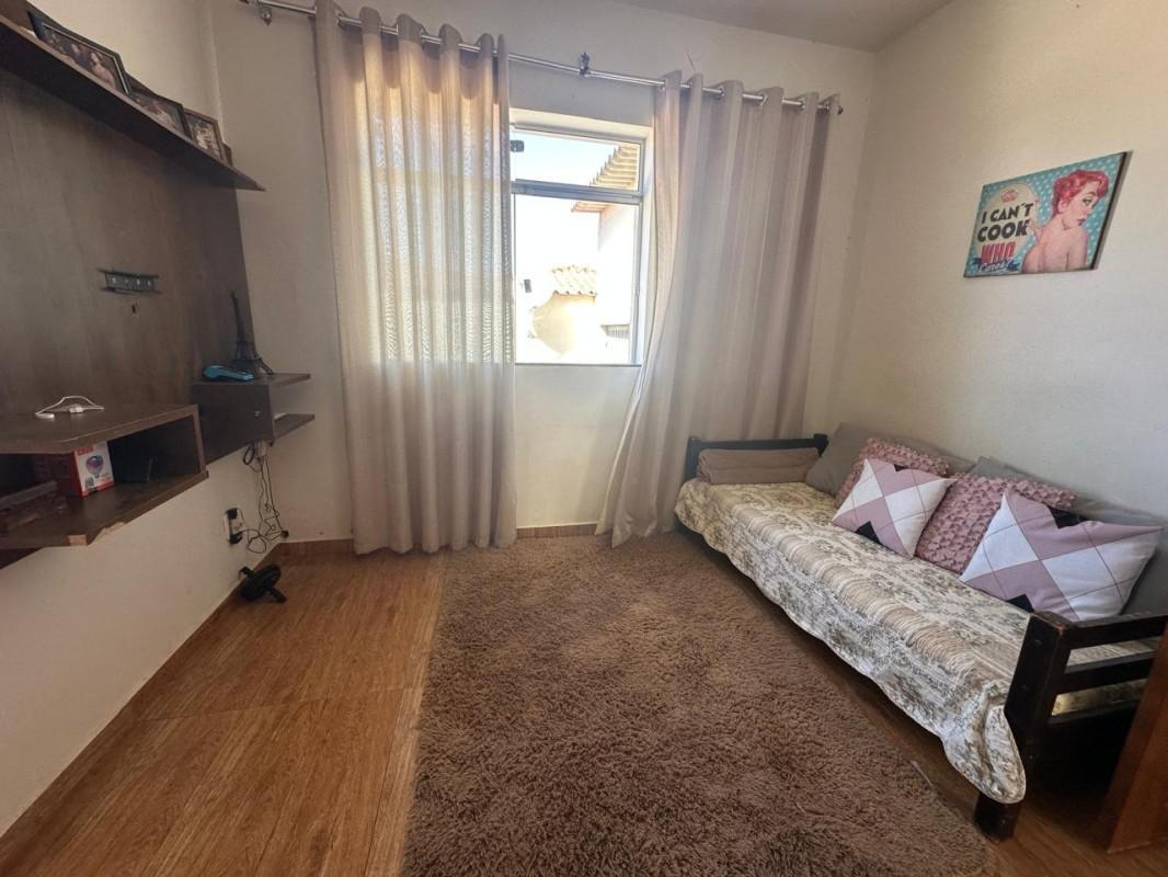 Casa, Centro, 3 Quartos, 1 Vaga, 1 Suíte