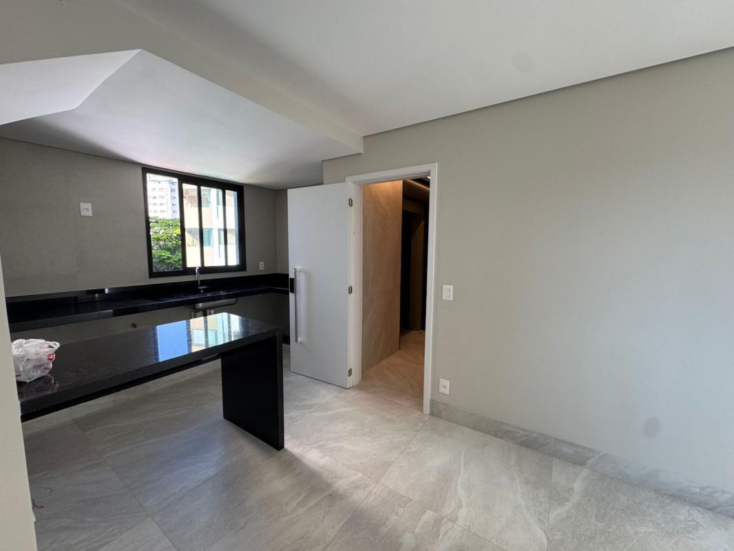 Cobertura, Sion, 2 Quartos, 2 Vagas, 2 Suítes