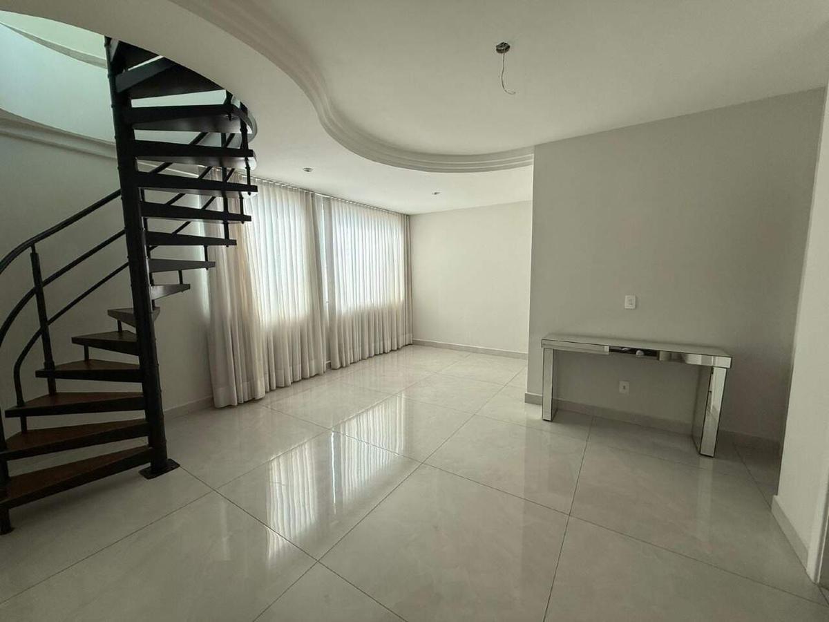 Cobertura, Serra, 3 Quartos, 2 Vagas, 1 Suíte