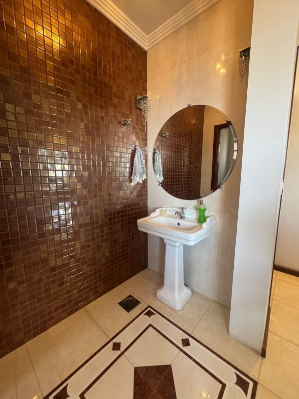 Casa, Trevo, 4 Quartos, 10 Vagas, 1 Suíte