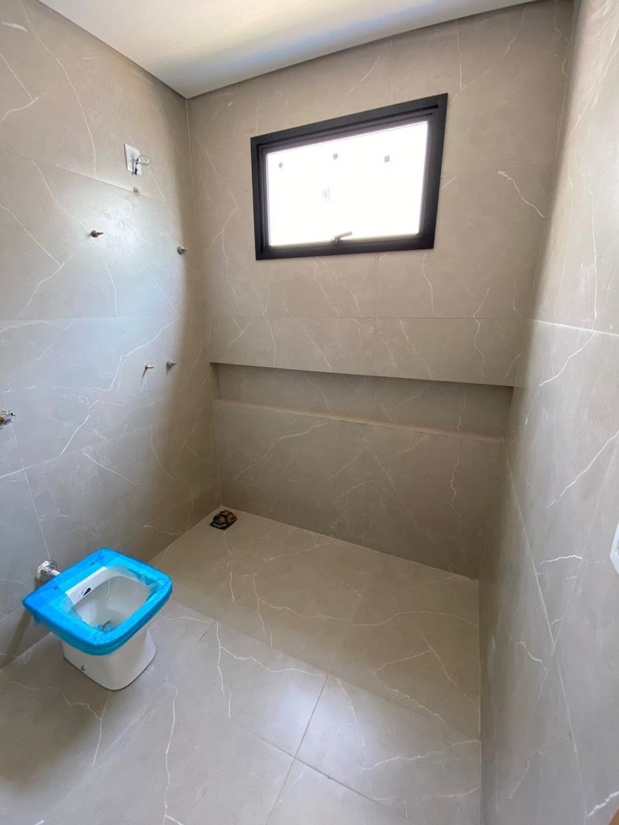 Casa, Santa Luiza, 4 Quartos, 6 Vagas, 2 Suítes