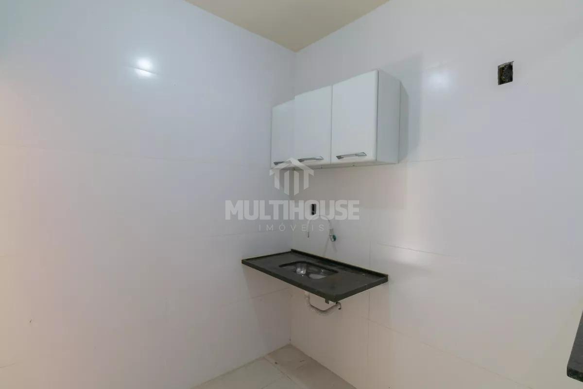 Apartamento, Europa, 2 Quartos, 1 Vaga